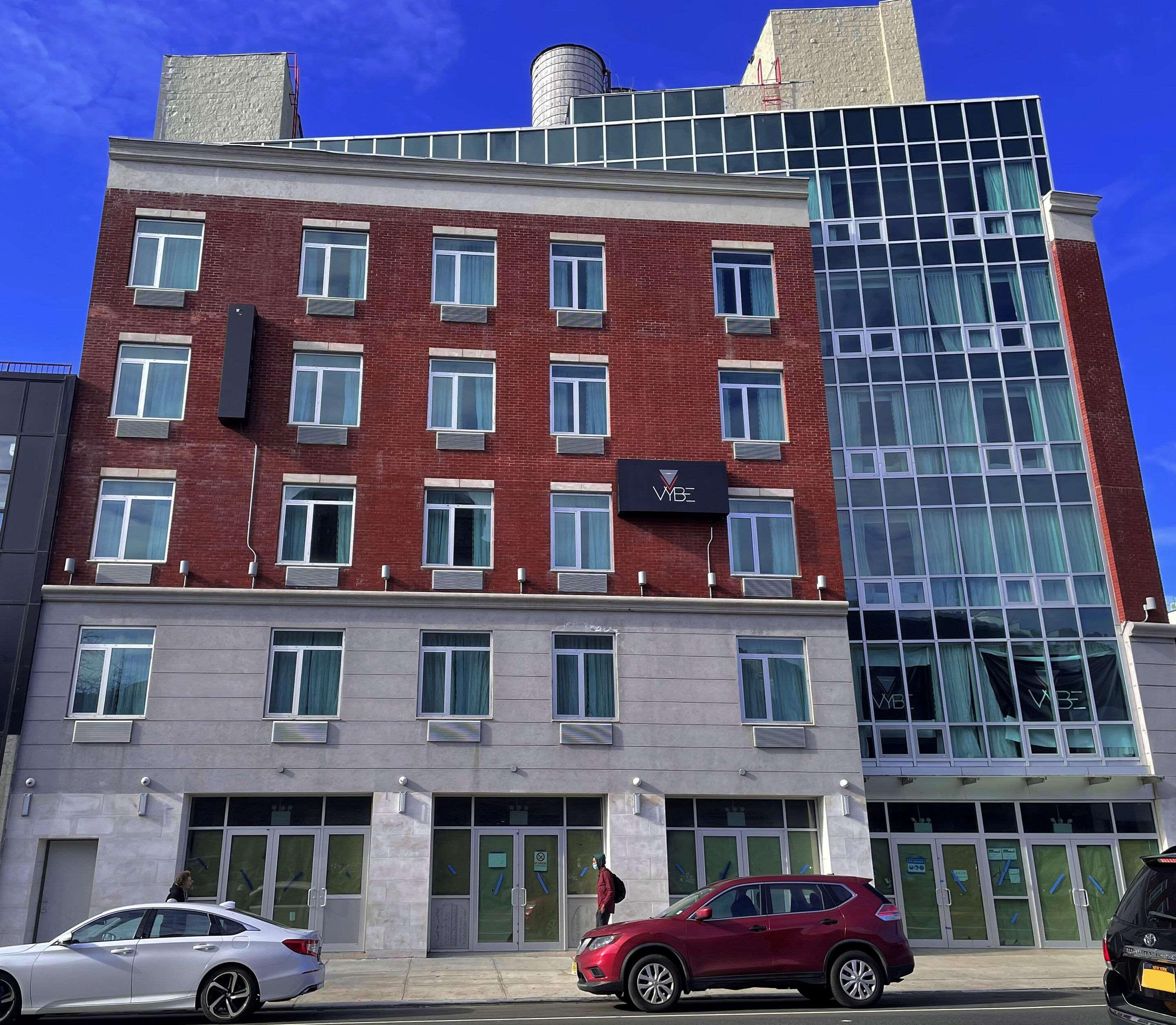 Red Roof Plus Brooklyn - Flatbush Ave New York Ngoại thất bức ảnh