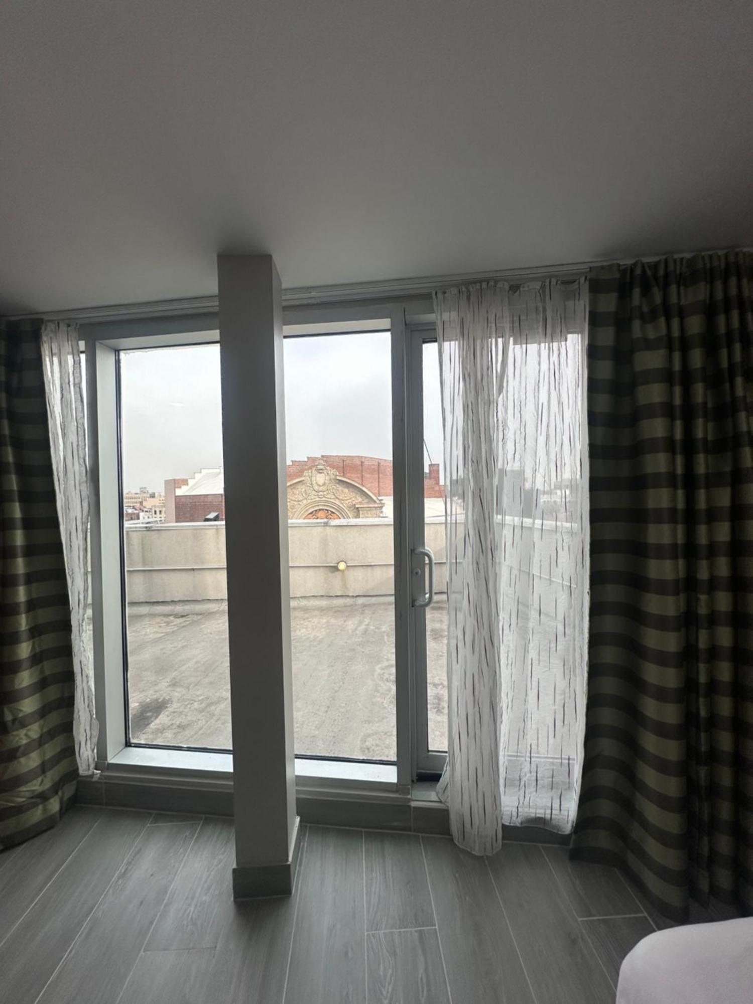 Red Roof Plus Brooklyn - Flatbush Ave New York Ngoại thất bức ảnh