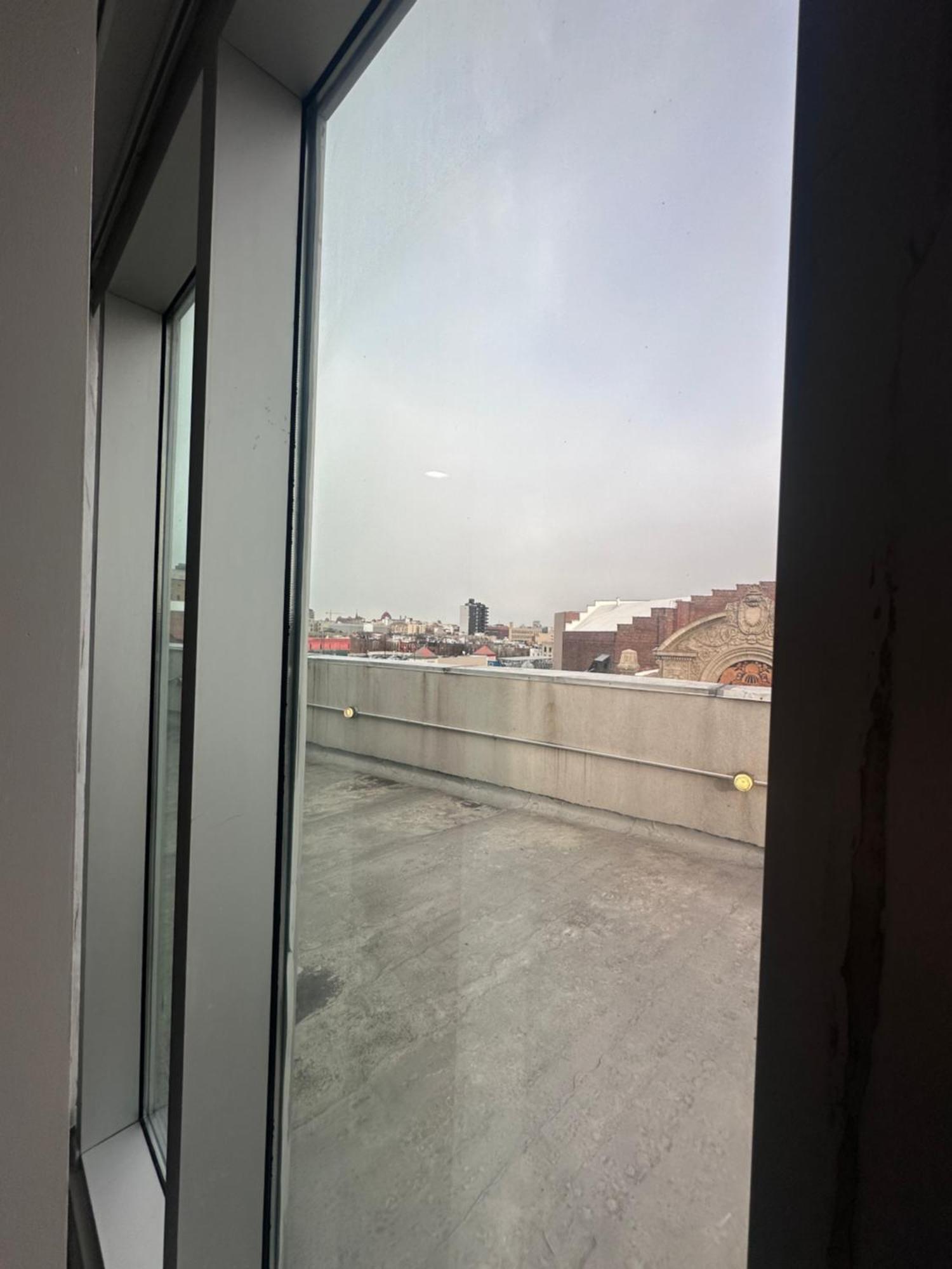 Red Roof Plus Brooklyn - Flatbush Ave New York Ngoại thất bức ảnh